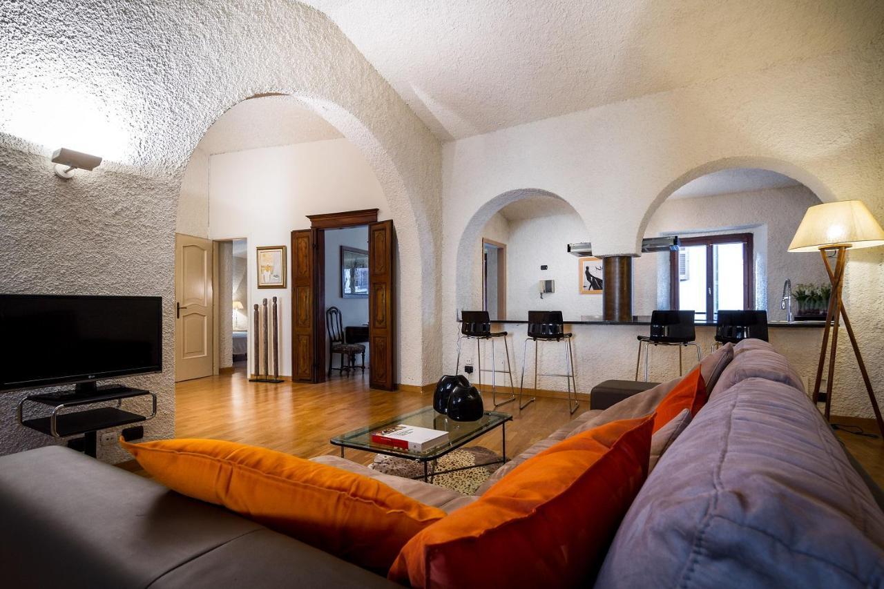 Cernobbio Town House Apartment ภายนอก รูปภาพ